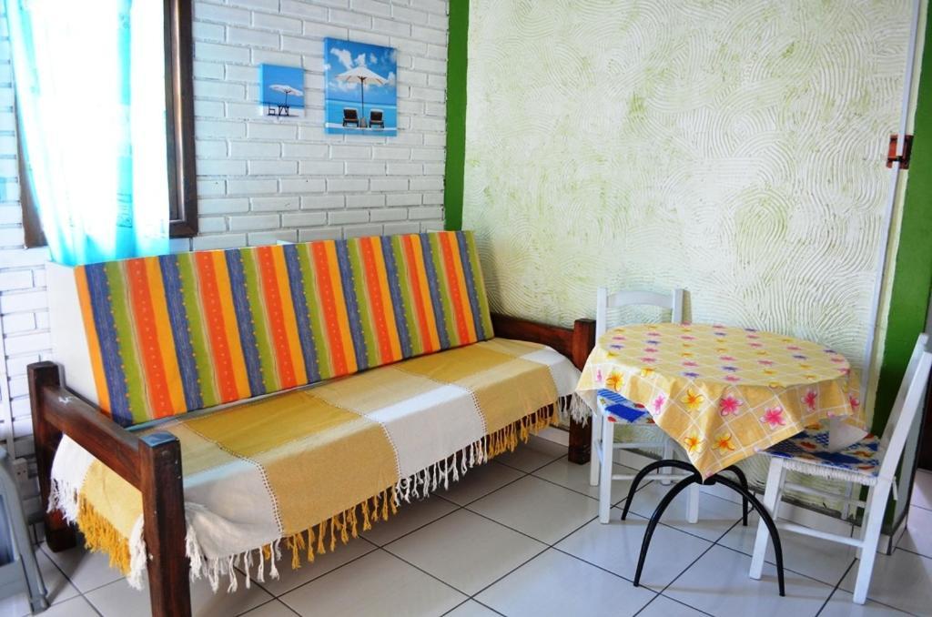 Residencial Flamingo Hotell Bombinhas Rum bild
